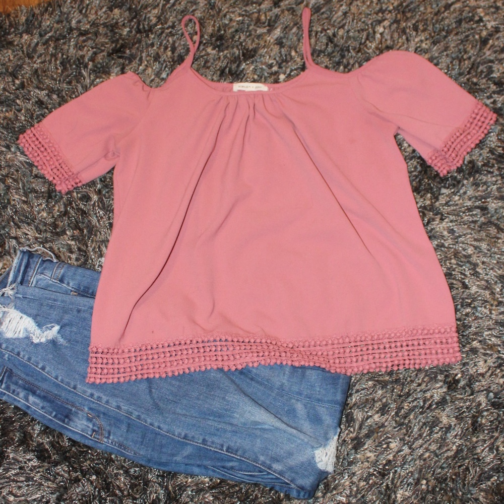 Off The Shoulder Top M Sophia And Zeke